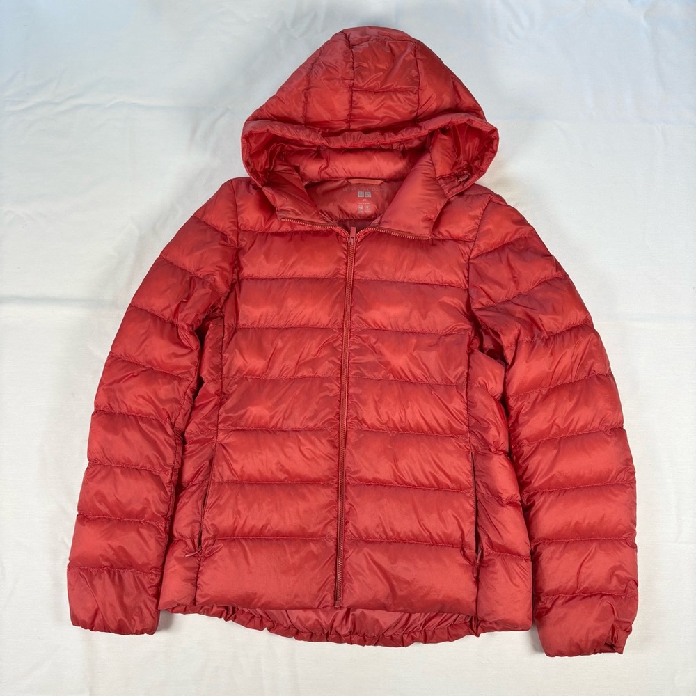 Uniqlo Women's Salmon Coral Red Hooded Down Lightweight Puffer Jacket